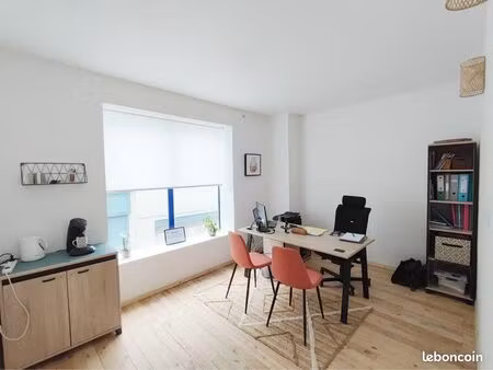 à louer - bureau 20 m2 à chemillé