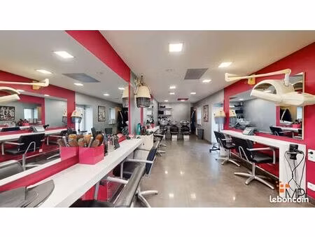 local commercial  salon de coiffure 50 m² bedee