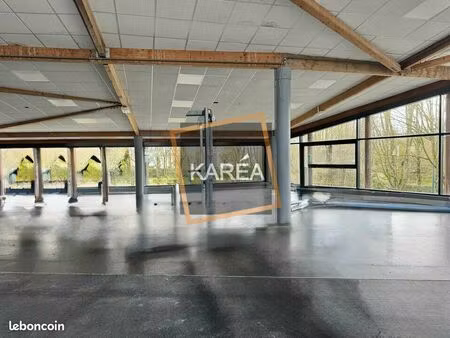 local commercial 587 m² serris