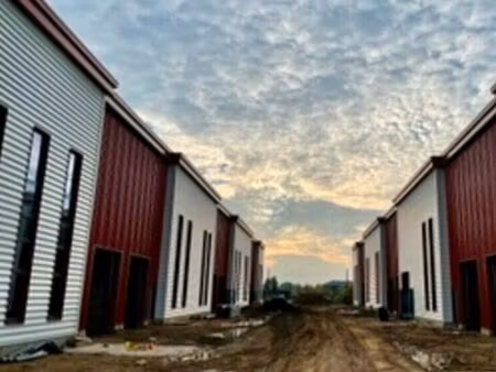 local d'activite 190 m² serris