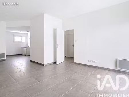 appartement 3 pièces 69 m²