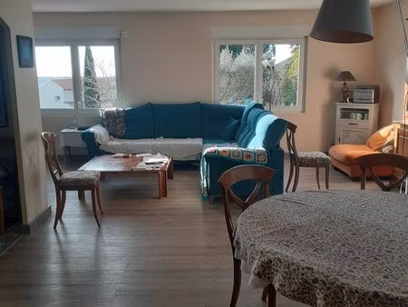 deux habitations mitoyennes