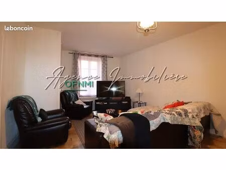 maison 3 pièces 70 m²