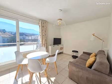 studio 1 pièce 22 m²