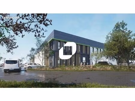 local d'activité 2 863 m²