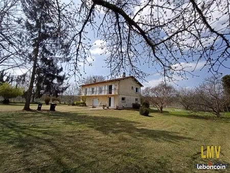 maison 7 pièces 210 m²