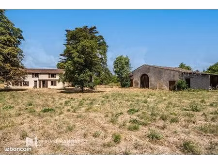 maison 5 pièces 180 m²