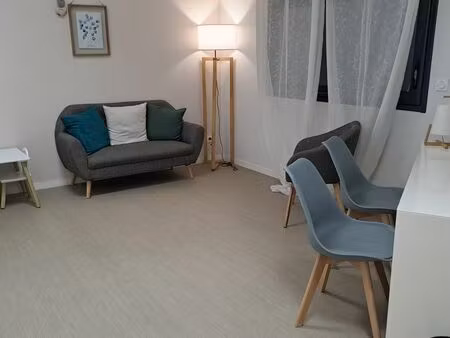 location grand bureau quartier arsenal