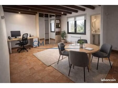 local 80 m² saint-perdon