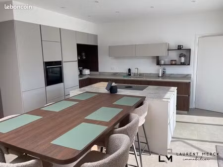 maison 7 pièces 200 m²