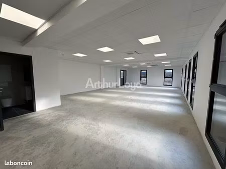 bureaux 403 m²