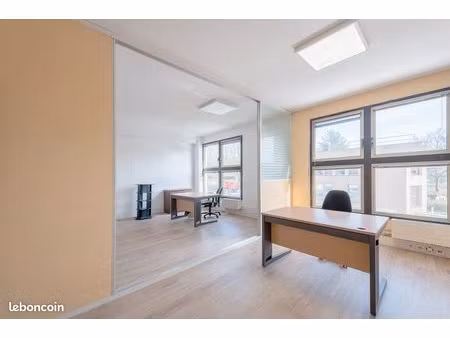 bureau à louer - 45 m² - torcy (77) - 750 cc