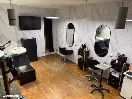 ✂️ à vendre – salon de coiffure clé en main – 35 m²