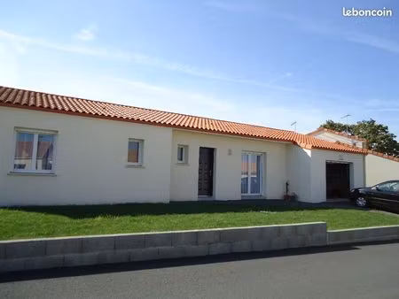 pavillon 4 pièces 94 m²