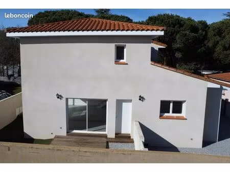 maison 3 faces moderne 96 m2