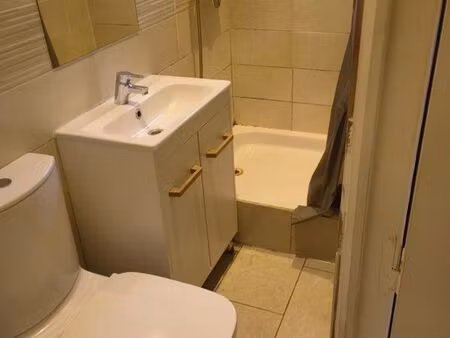 magnifique studio dans secteur pavillonnaire