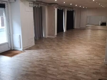 local commercial lillers