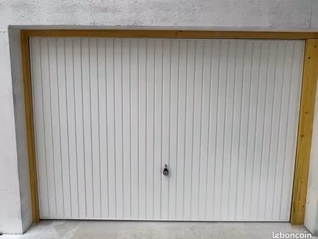 location garage 15 m2 valognes