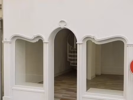 local commercial 51 m² coulommiers