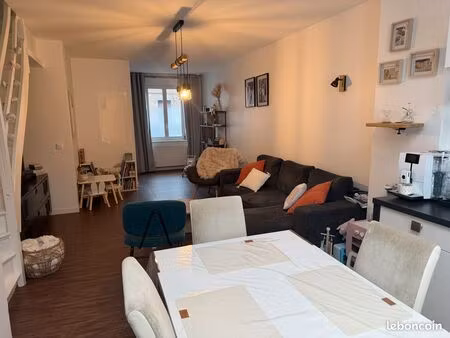 maison de ville 1930 – 82 m² – terrasse 50 m² – 3 chambres - métro lomme-lambersart 5min à