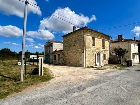 maison en pierre  97 m2