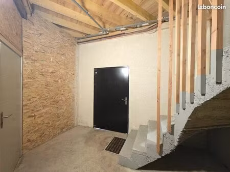 immeuble 311 m² odos