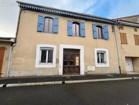 immeuble 195 m² rabastens de bigorre
