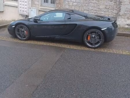 recherche grange ou garage a louer