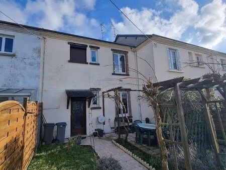 maison de ville 4 pièces 100 m²