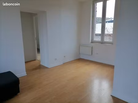 f3 hyper centre darnetal env 40m² proche mairie/intermarché