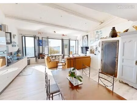 appartement en première ligne de l étang de thau