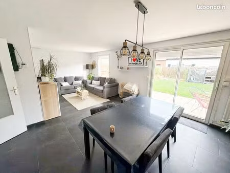maison 5 pièces 84 m²
