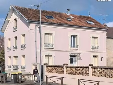 studio 1 pièce 17 m²