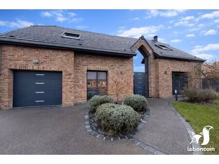 pavillon 6 pièces 155 m²