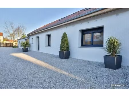 maison 9 pièces 149 m²