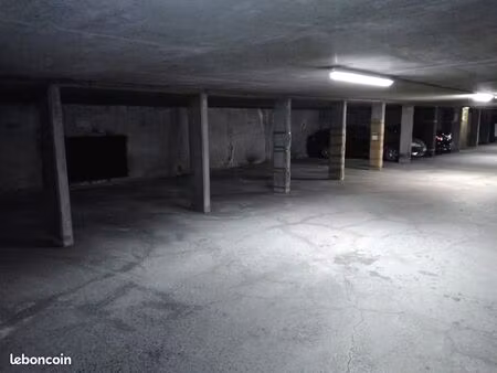 place de parking sous terrain