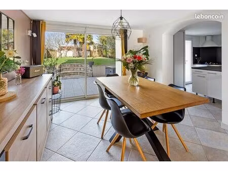 maison 5 pièces 105 m²