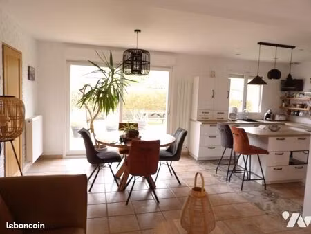 maison 8 pièces 116 m²