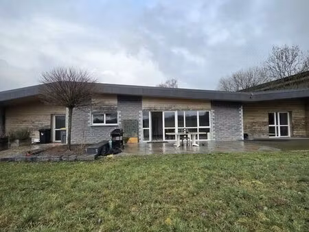 maison 7 pièces 230 m²