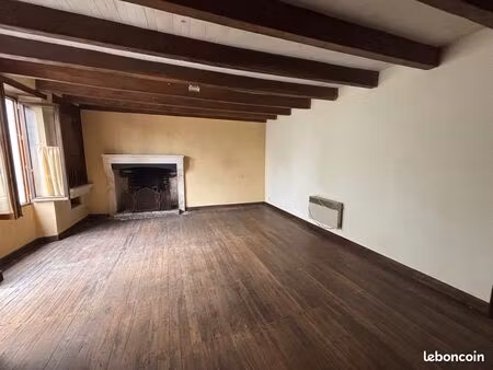 maison 2 pièces 74 m²