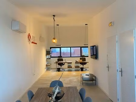 depot / entrepôt / bureaux