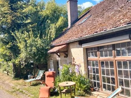 très jolie maison de campagne