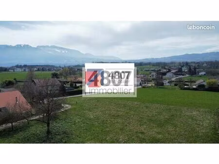 terrain 215 m² scientrier