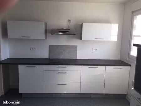 bel appartement 85 m2 -ay