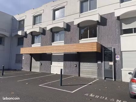 bureaux 450 m² beziers