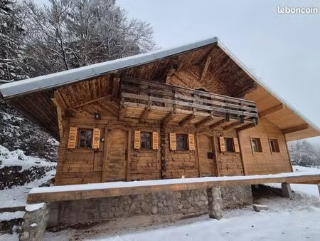 propriété 2 pièces 82 m²