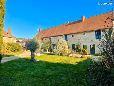 maison 7 pièces 216 m²