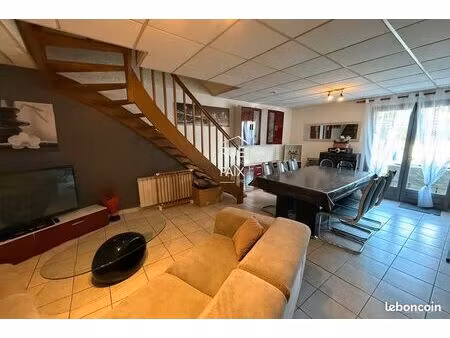 appartement 5 pièces 152 m²