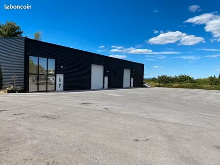entrepôt commercial et industriel 800m2 + parking accès direct rd 113 gigean 34770