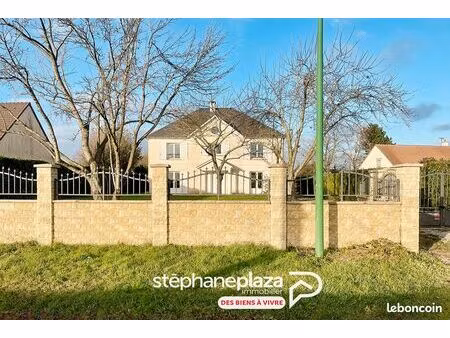 maison 7 pièces 155 m²